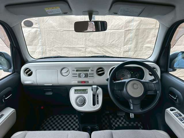 2010 Daihatsu Mira Cocoa – thumbnail 4
