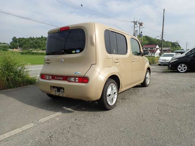 2009 Nissan Cube – thumbnail 3