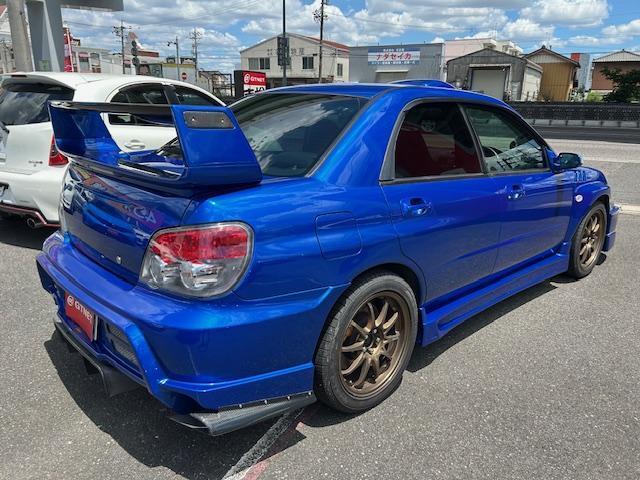 2004 Subaru Impreza STI – thumbnail 2