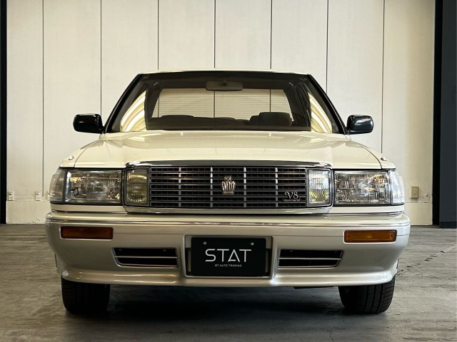 1991 Toyota Crown Sedan – thumbnail 2