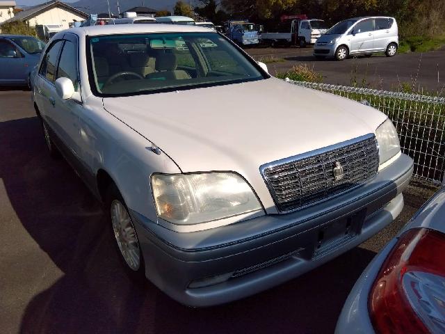 2001 Toyota Crown Royal – thumbnail 4