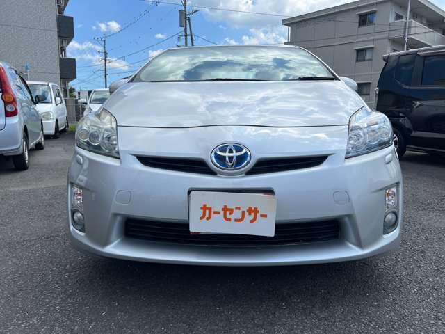 2011 Toyota Prius – thumbnail 2
