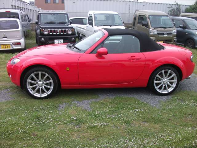 2005 Mazda Roadster – thumbnail 4