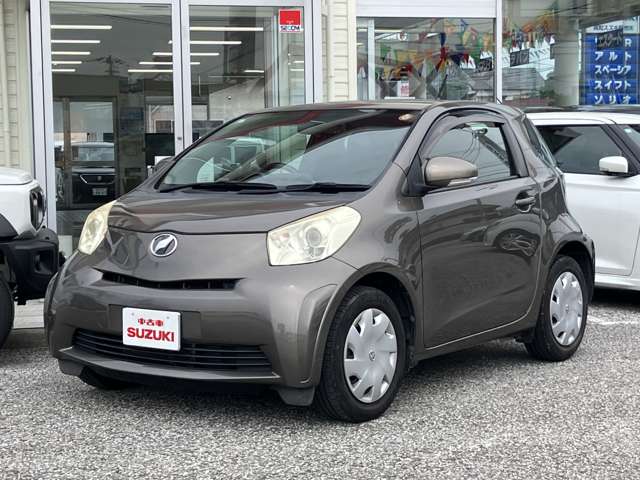 2009 Toyota iQ – thumbnail 3