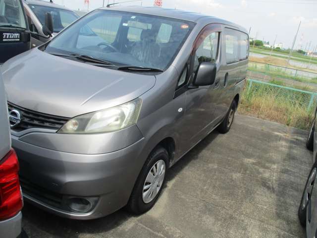 2010 Nissan NV200 Vanette Van – thumbnail 3