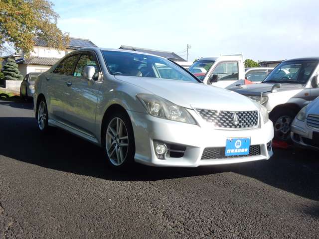 2010 Toyota Crown Athlete – thumbnail 4