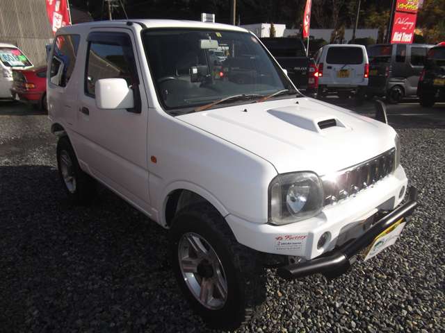 2010 Suzuki Jimny – thumbnail 3