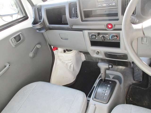 2010 Mitsubishi Minicab Truck – thumbnail 4
