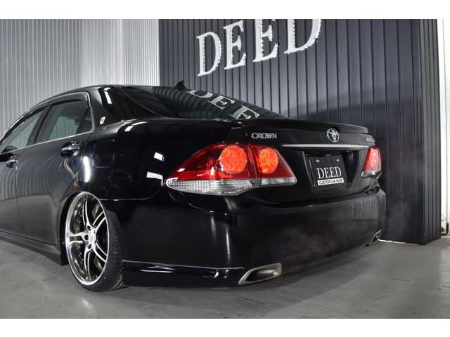 2010 Toyota Crown Athlete – thumbnail 4