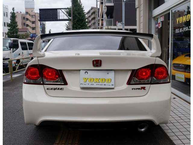 2010 Honda Civic Type R – thumbnail 3