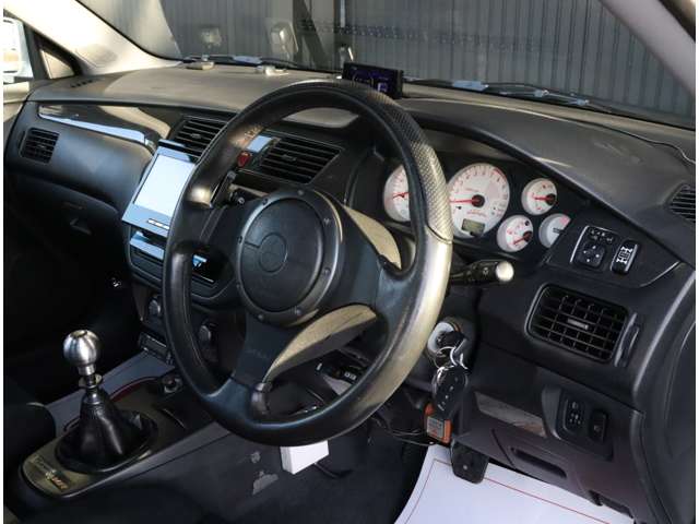 2004 Mitsubishi Lancer Evolution – thumbnail 3