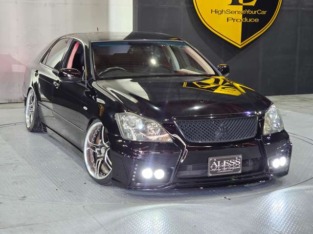 2004 Toyota Crown Athlete – thumbnail 3
