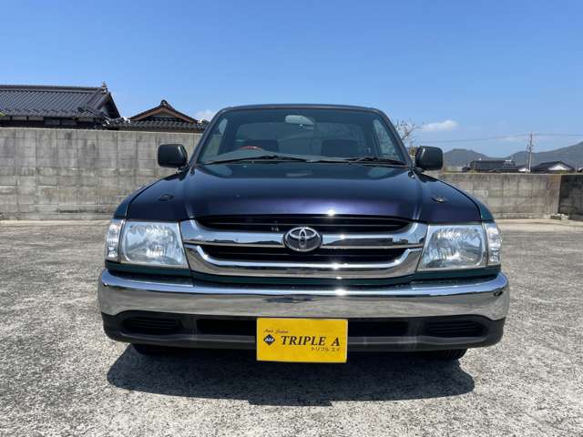 2001 Toyota Hilux – thumbnail 2