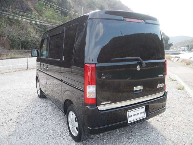 2010 Suzuki Every Wagon – thumbnail 4