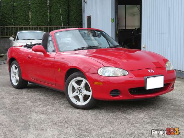 2004 Mazda Roadster – thumbnail 2