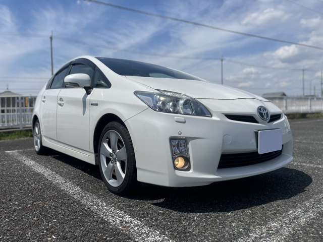 2010 Toyota Prius – thumbnail 3