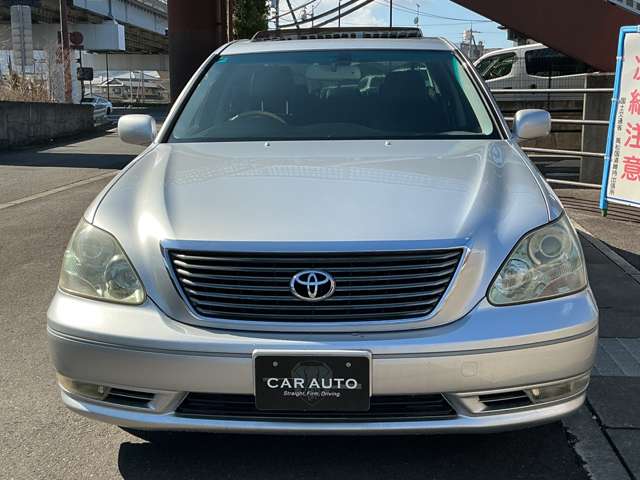 2004 Toyota Celsior – thumbnail 2