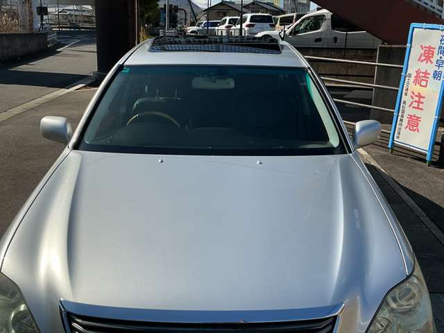 2004 Toyota Celsior – thumbnail 3