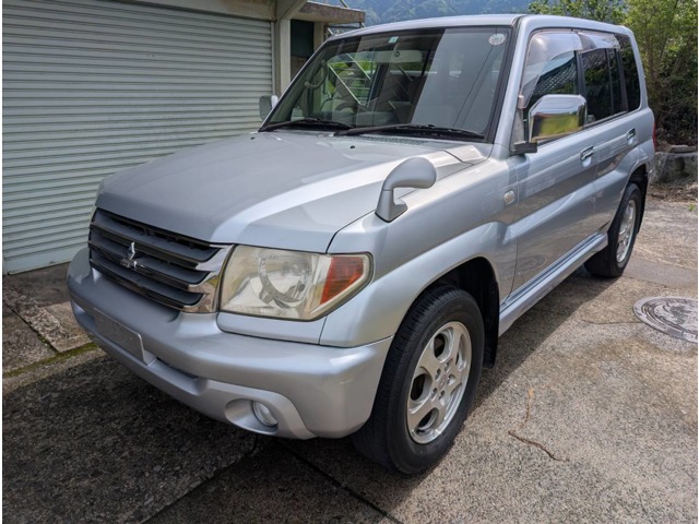2006 Mitsubishi Pajero iO