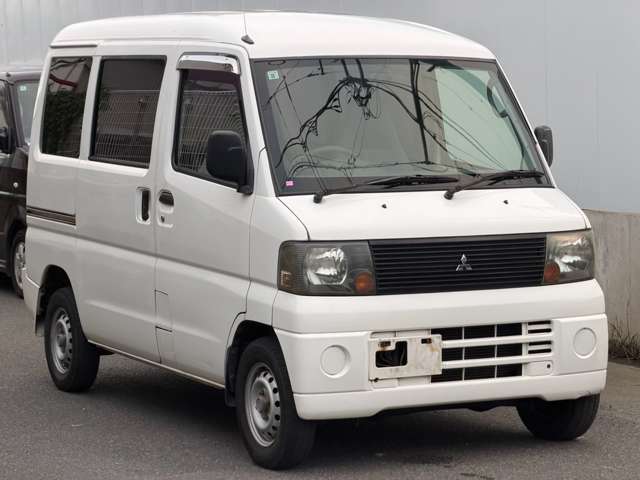 2004 Mitsubishi Minicab Van – thumbnail 3