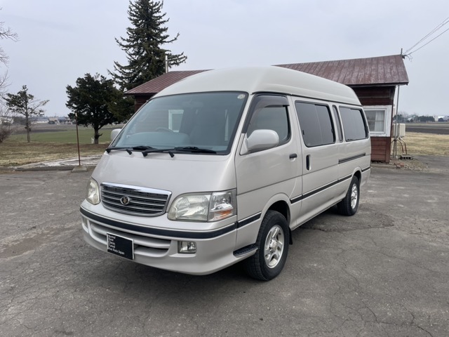 2001 Toyota Hiace