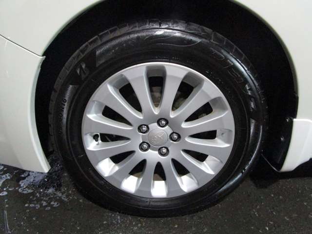 2009 Subaru Exiga – thumbnail 2