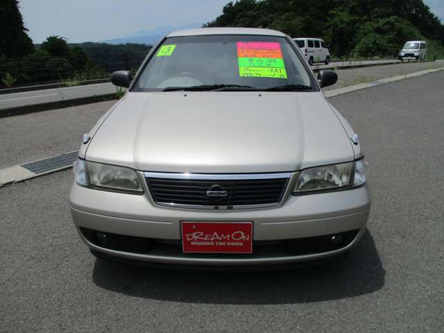 2002 Nissan Sunny – thumbnail 2
