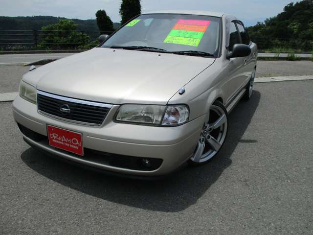 2002 Nissan Sunny – thumbnail 3