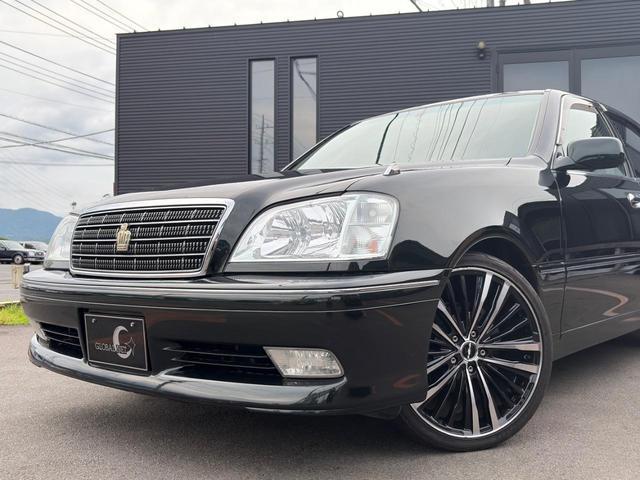 2003 Toyota Crown Royal – thumbnail 2