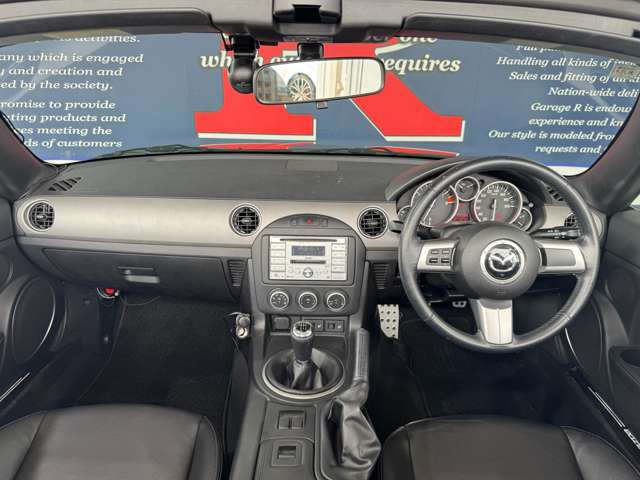 2009 Mazda Roadster – thumbnail 3