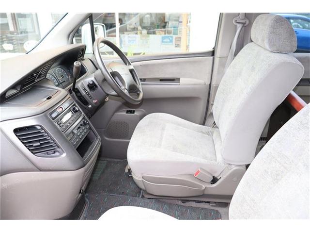 1999 Nissan Elgrand – thumbnail 2