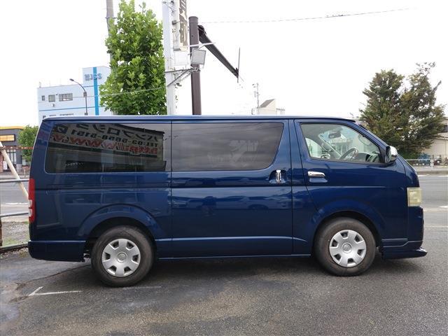 2007 Toyota Hiace – thumbnail 4