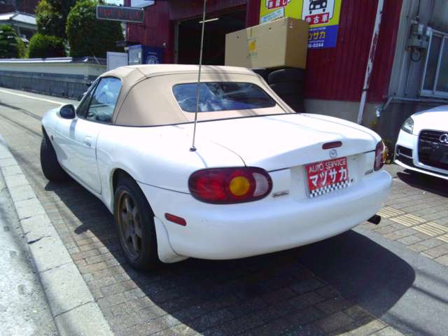 1999 Mazda Roadster – thumbnail 2