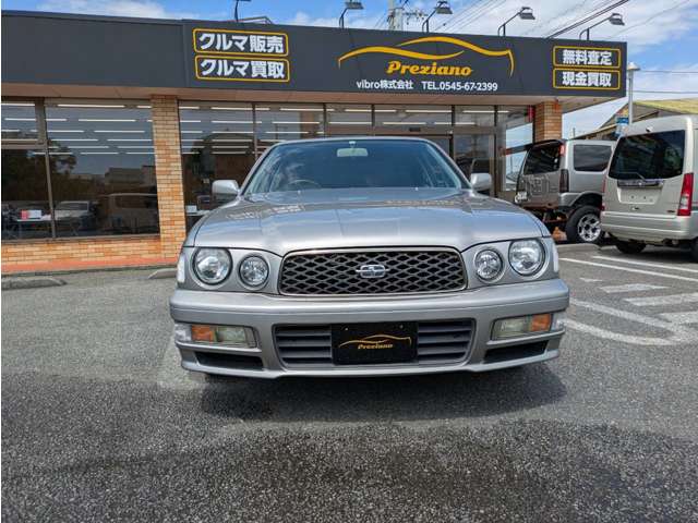 1998 Nissan Gloria – thumbnail 2