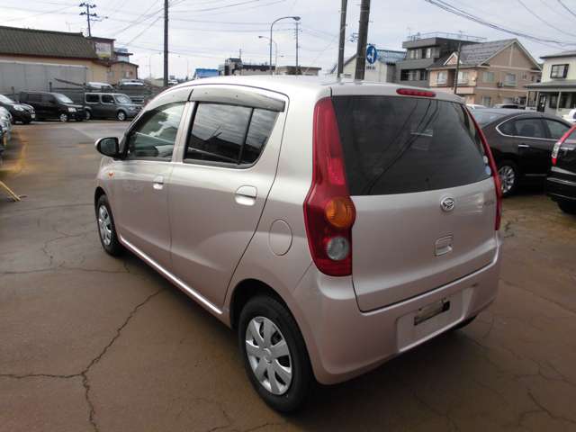 2009 Daihatsu Mira – thumbnail 3
