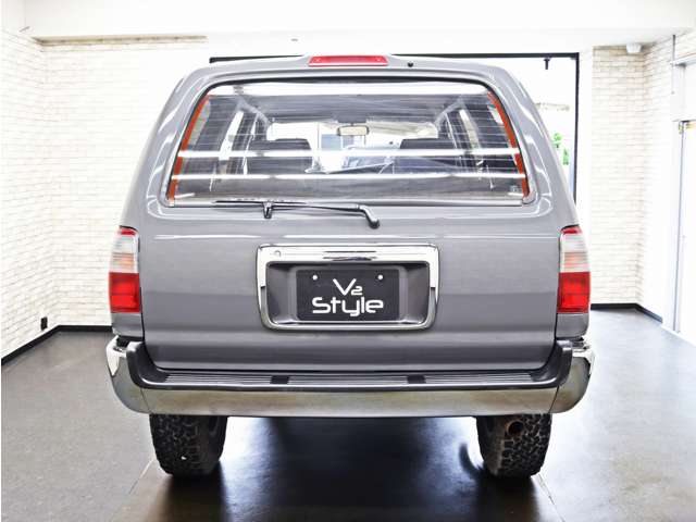 1997 Toyota Hilux Surf – thumbnail 3