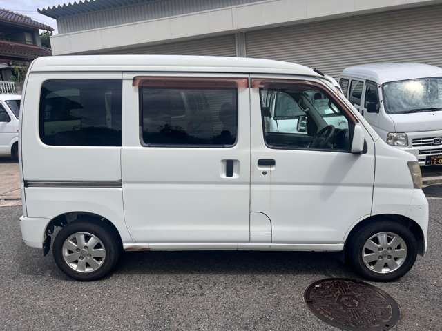 2009 Daihatsu Hijet Cargo – thumbnail 3