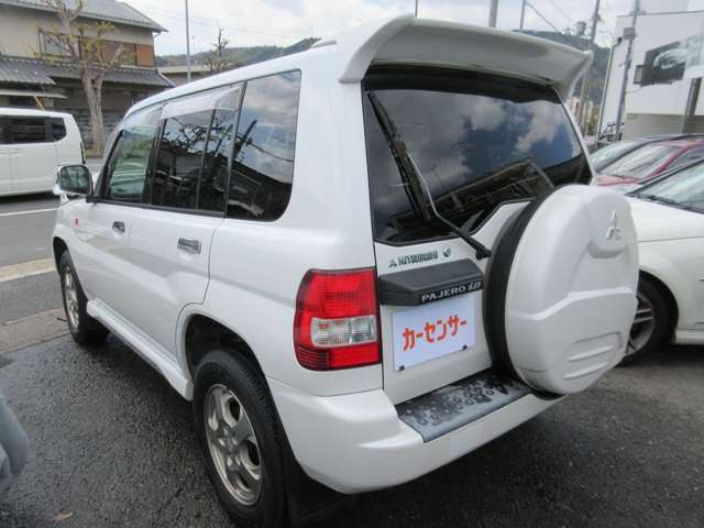 2001 Mitsubishi Pajero iO – thumbnail 3