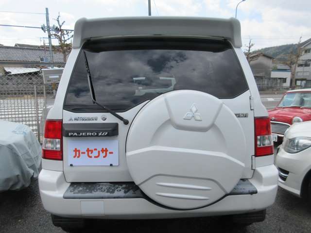 2001 Mitsubishi Pajero iO – thumbnail 4