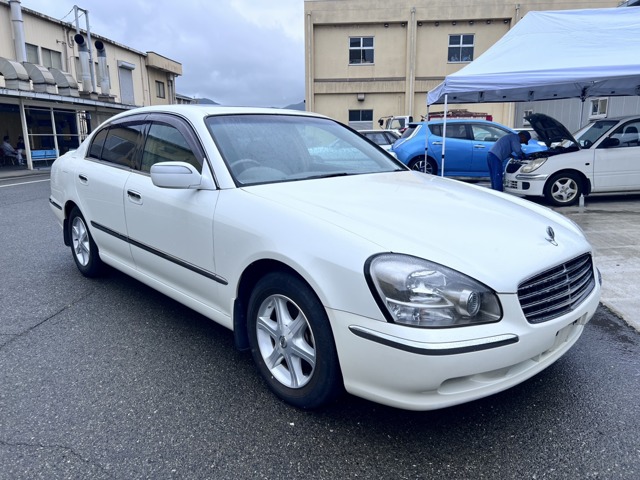 2001 Nissan Cima