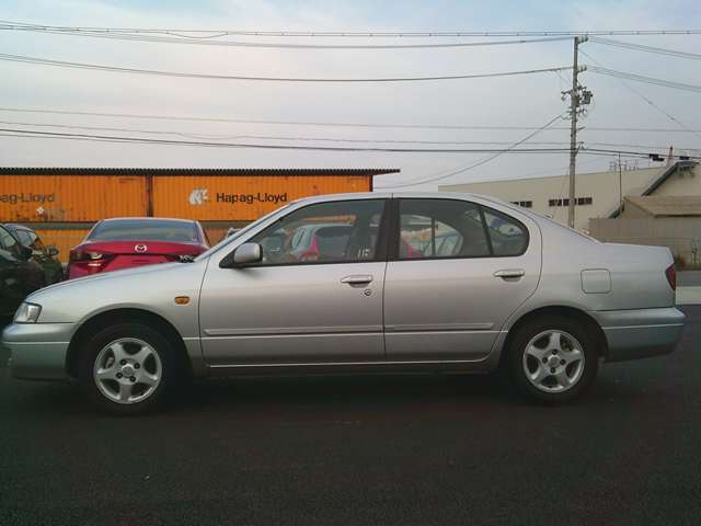 1995 Nissan Primera Camino – thumbnail 4