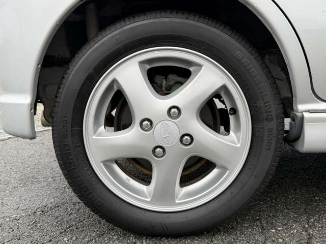 2002 Subaru Pleo – thumbnail 2