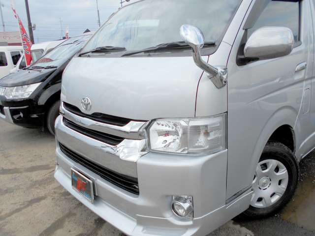 2007 Toyota Regius Ace – thumbnail 2