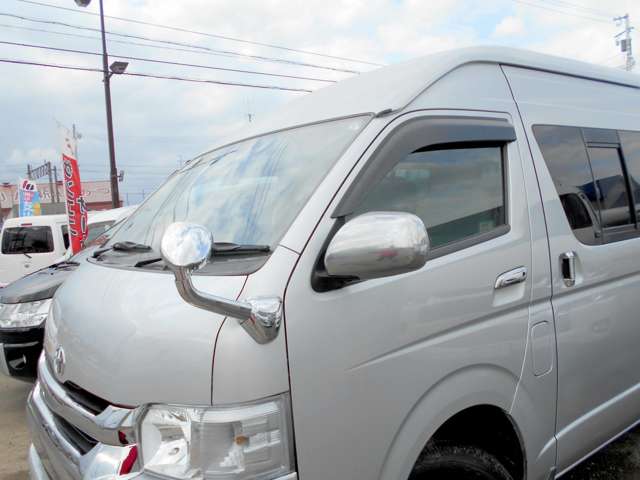 2007 Toyota Regius Ace – thumbnail 3