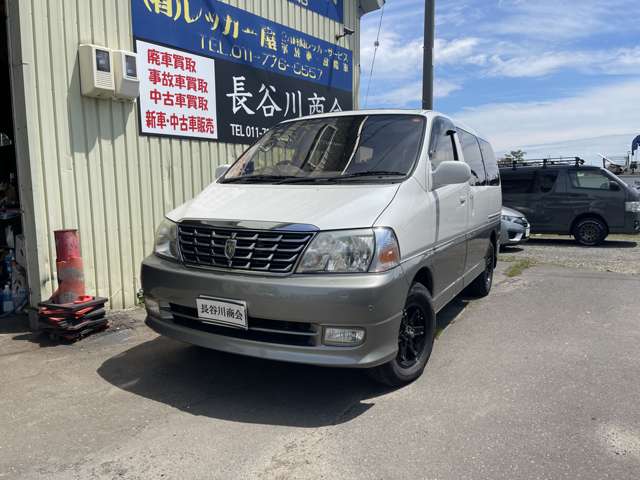 2001 Toyota Granvia – thumbnail 2