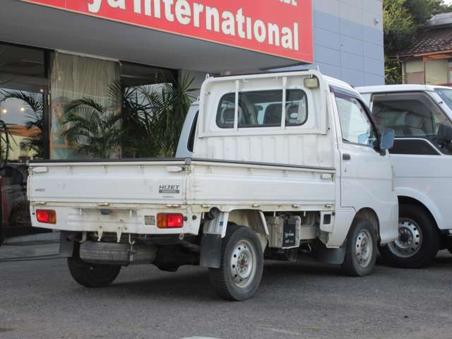 2010 Daihatsu Hijet Truck – thumbnail 2