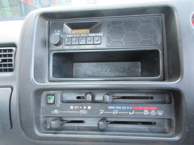 2010 Daihatsu Hijet Truck – thumbnail 3
