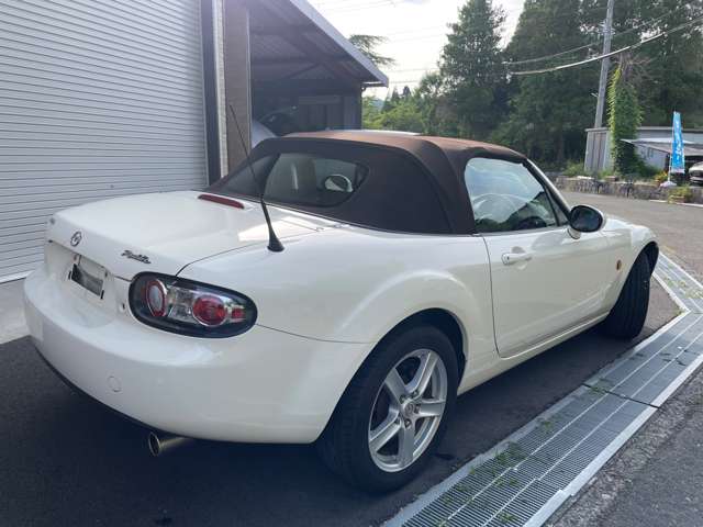 2005 Mazda Roadster – thumbnail 4