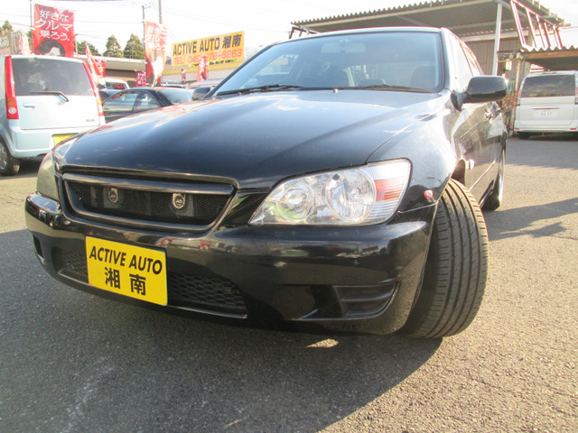 1999 Toyota Altezza – thumbnail 3
