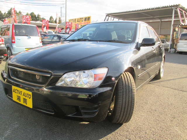 1999 Toyota Altezza – thumbnail 4